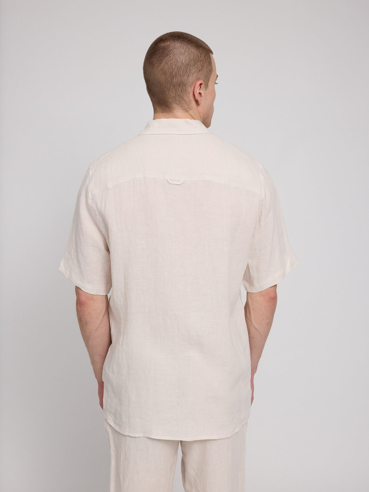 Leinen Shirt Kurzarm in Moon von Mazine