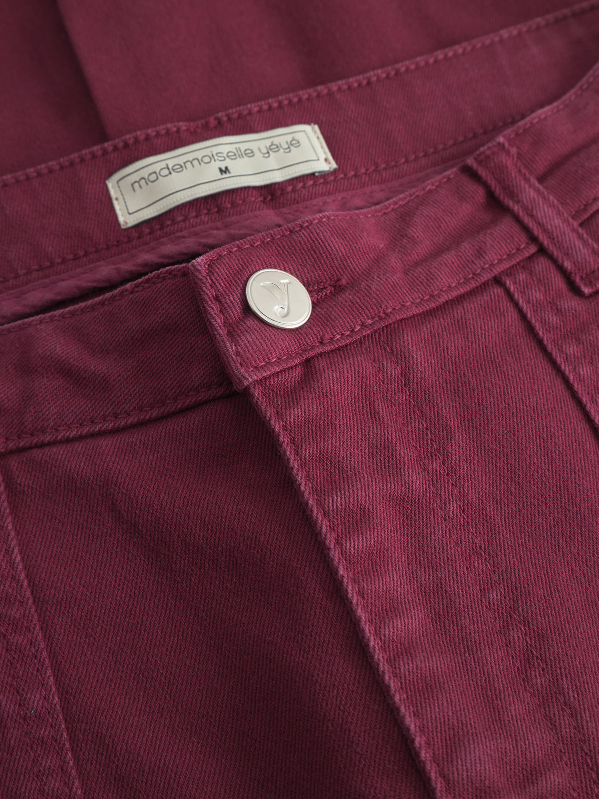 Jeans-Hose mit weitem Bein in Port von Mademoiselle Yéyé